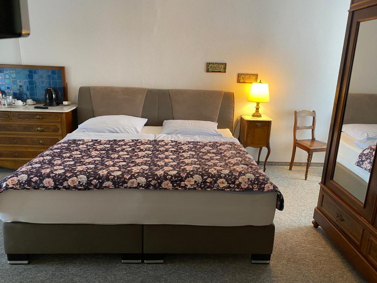 Hotel Zur Post Dabringhausen - Contactless Self Check-In Wermelskirchen Exterior foto